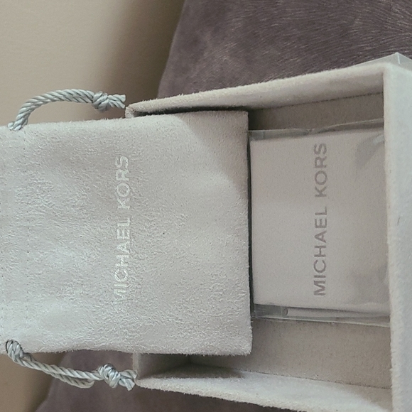 NWT Authentic Michael Kors rhinestone heart neck - Picture 6 of 6